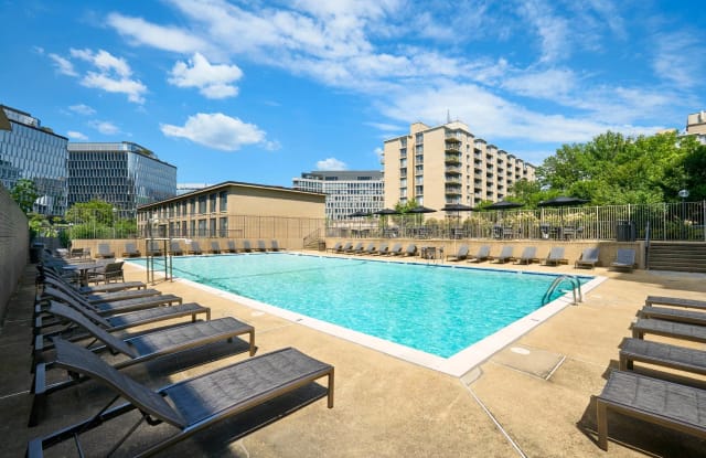 Waterside Towers Apartments