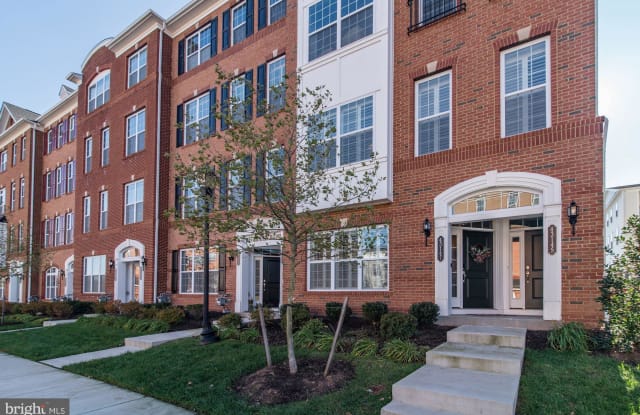 43147 WEALDSTONE TERRACE - 43147 Wealdstone Terrace, Loudoun Valley Estates, VA 20148