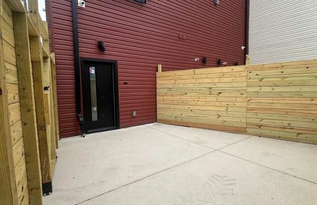 1828 FRANKFORD AVENUE unit: 101