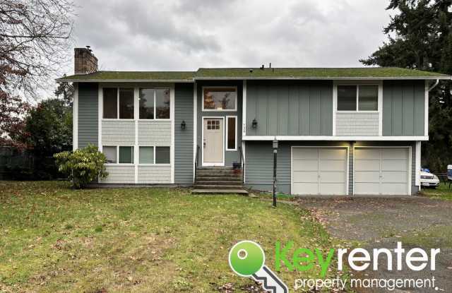 Photo of Split level 3 Bed 2 Bath Upstairs Unit with Modern Upgrades Close to JBLM!