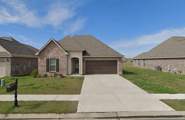 3 bedrooms 2 baths - Youngsville, LA