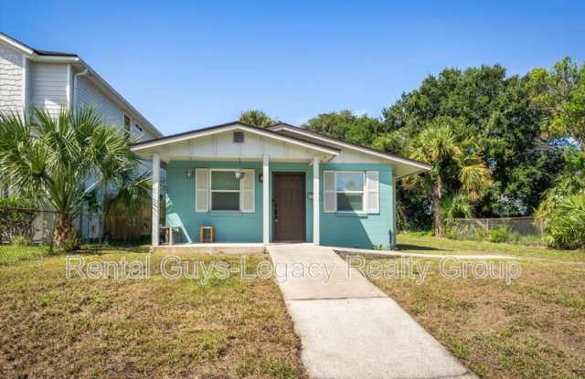 216 9th Street South