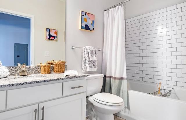 40 Hathaway Ln Unit E31