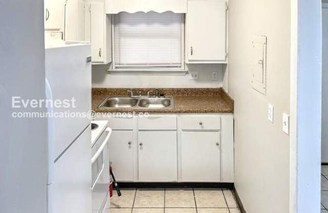 1512 11th Avenue North