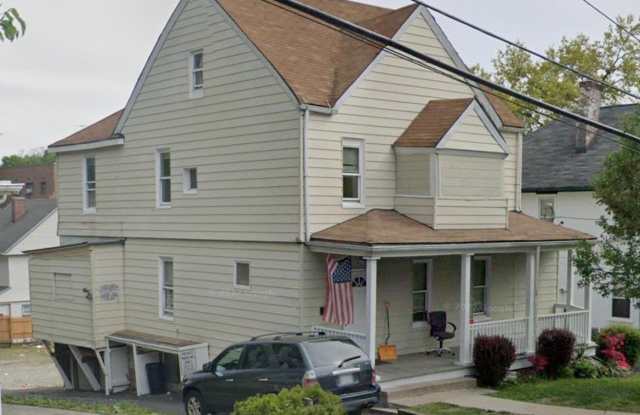 23 Summit Avenue