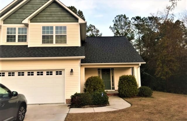 403 Stuart Court - 403 Stuart Court, Onslow County, NC 28540