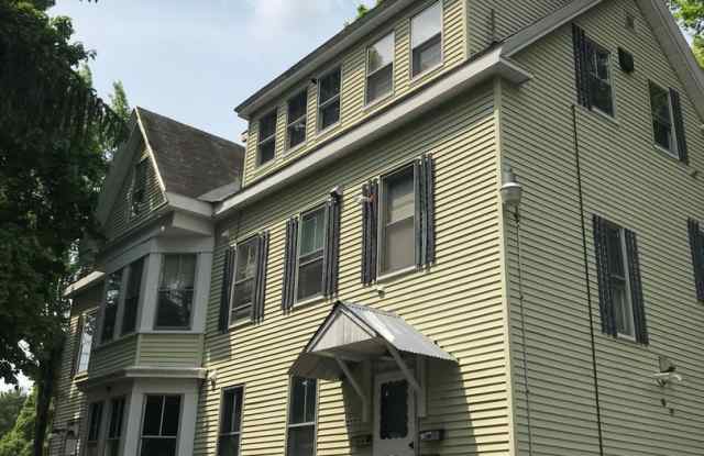 Photo of 66 Stroudwater St.