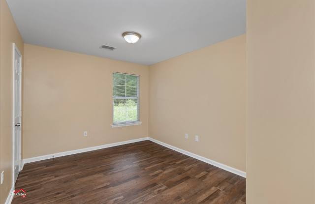 1155 Pecan St. Unit B