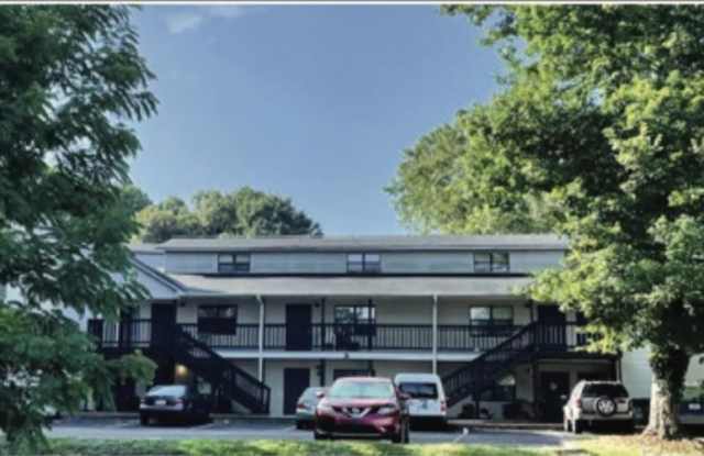 1001 Park Hill Drive