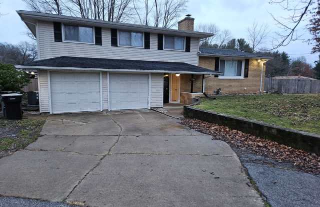 Granger. 4 bed, 2.5 Bath.