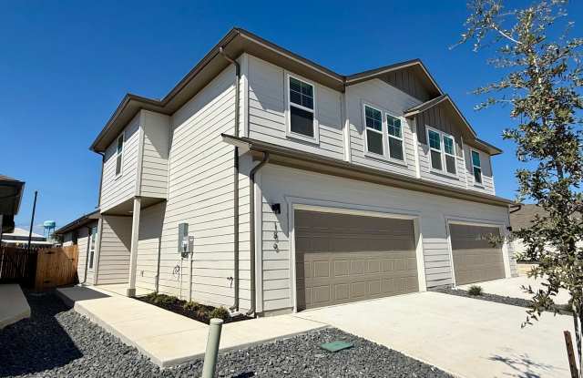 Photo of Want luxury living in the Far West ...Look no further...Amanda Park is it!