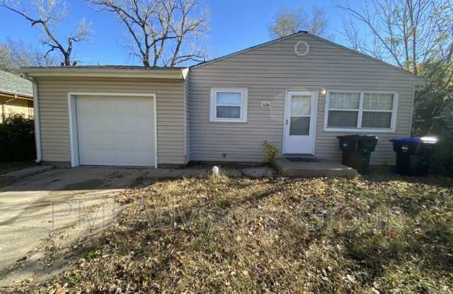 Photo of 3136 Southeast Fremont Street