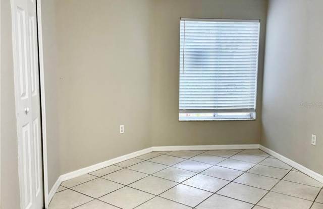 10431 ISLEWORTH AVENUE