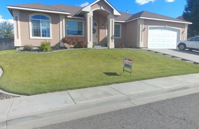 3365 Nottingham Dr. - 3365 Nottingham Drive, Richland, WA 99352