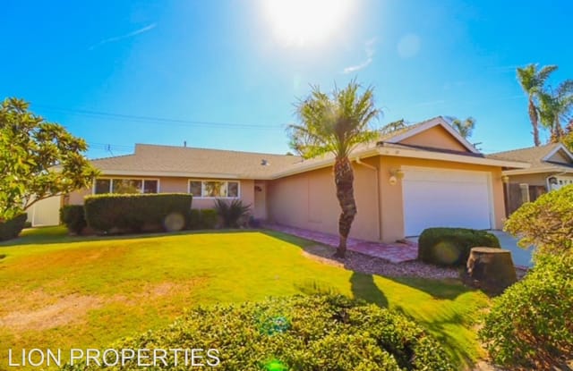 8762 ANCHORAGE DR - 8762 Anchorage Drive, Huntington Beach, CA 92646