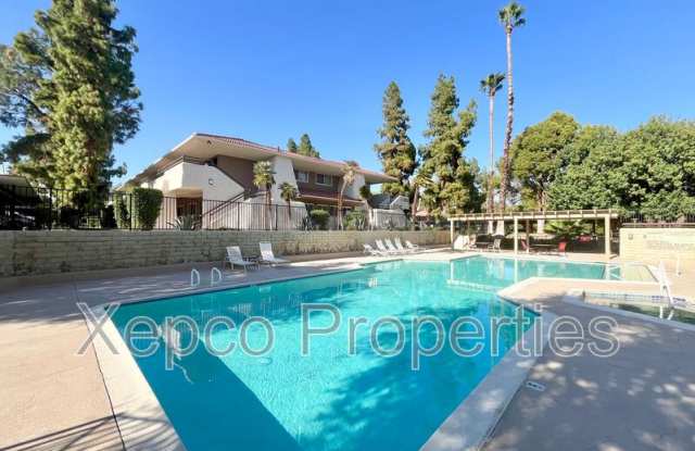 Photo of 2875 N Los Felices Rd