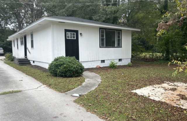 610 Hunter St in Thomson, GA