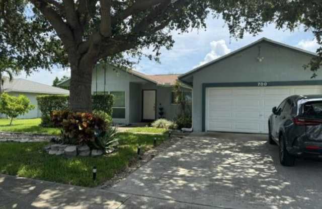 Photo of 700 Northwest 48th Avenue