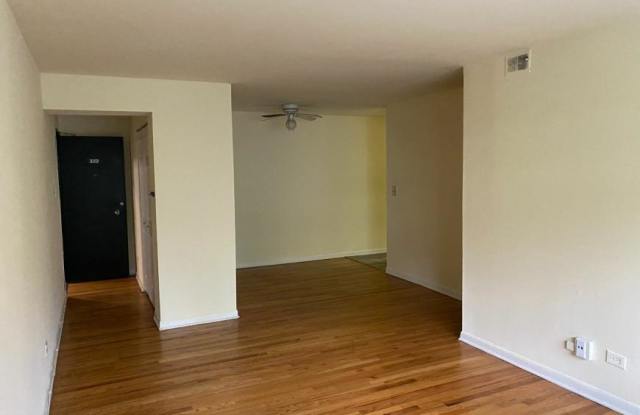 Photo of 431 West Barry