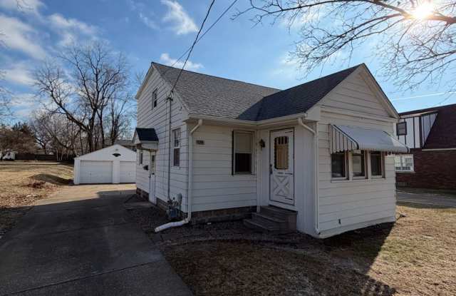 Photo of 3 Bedroom House - Rock Island