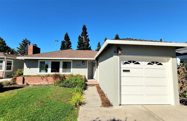 1230 Roosevelt Avenue - 1230 Roosevelt Avenue, Redwood City, CA 94061