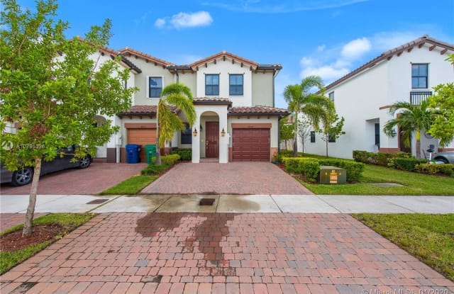 8858 NW 102nd Pl - 8858 Northwest 102nd Avenue, Doral, FL 33178