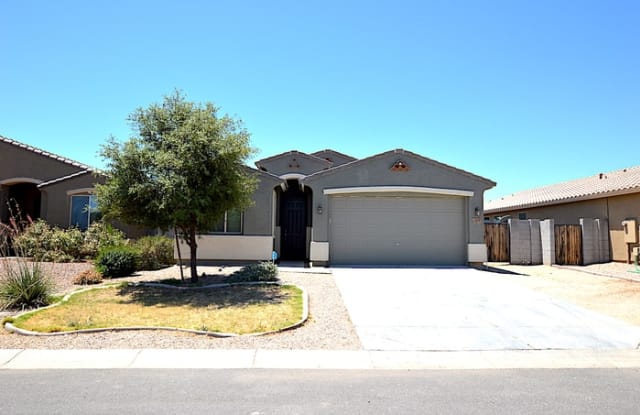 1659 West Loemann Drive - 1659 W Loemann Dr, San Tan Valley, AZ 85142