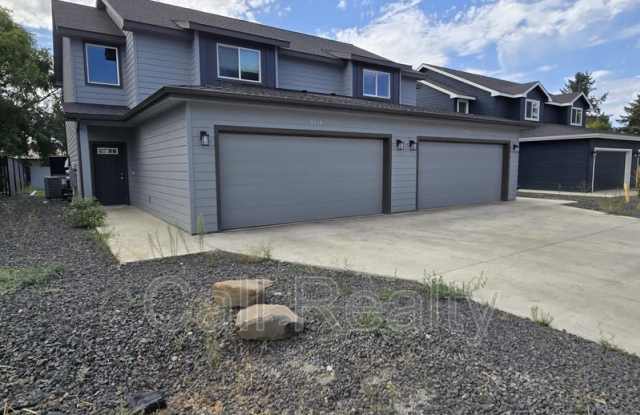 Photo of 9618 E Nixon Ln