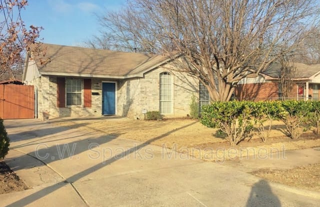 1965 Nomas St - 1965 Nomas Street, Dallas, TX 75212