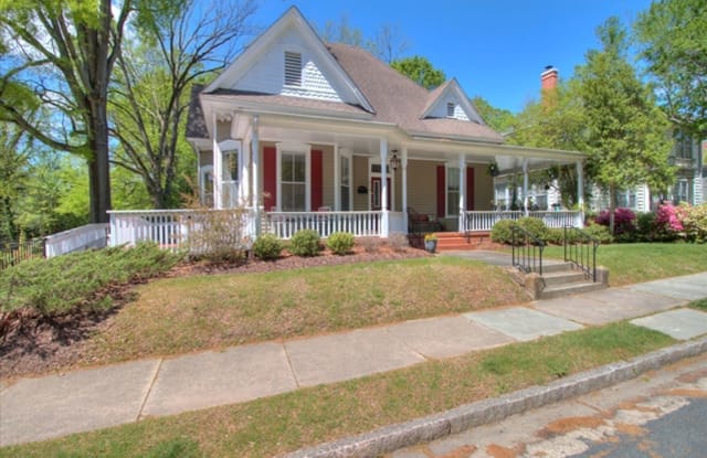 914 Shepherd St - 914 Shepherd Street, Durham, NC 27701