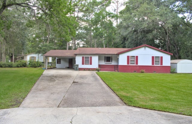 207 Fraser St - 207 Fraser Street, Hinesville, GA 31313