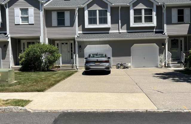 8 Eastborne Drive