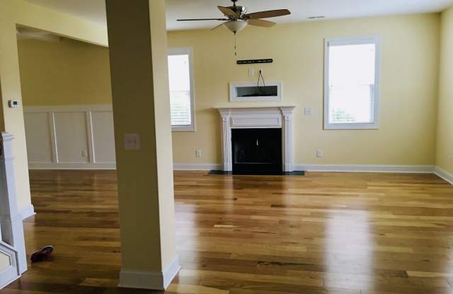 102 Abaco Drive East