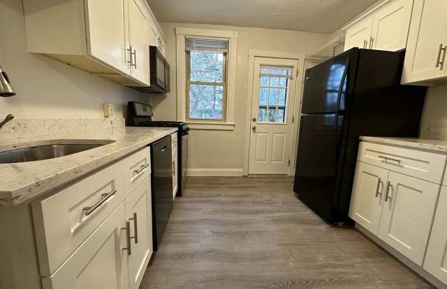 Outstanding 3BR Townhome with Lots of Outdoor Space! Give Us a Call for a Tour!