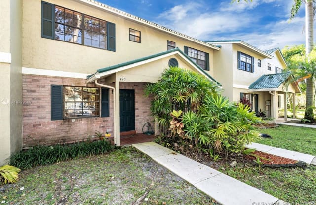 490 Westree Ln - 490 Westtree Lane, Plantation, FL 33324