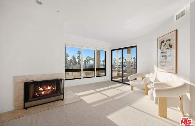 130 Ocean Park Blvd unit: 431