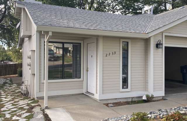 2239 Country Villa Court