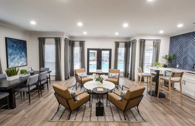 Photo of Avery Glen Luxury Apartments