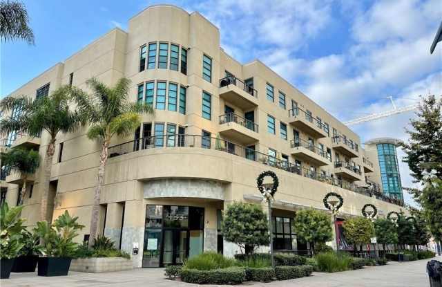 133 The Promenade North