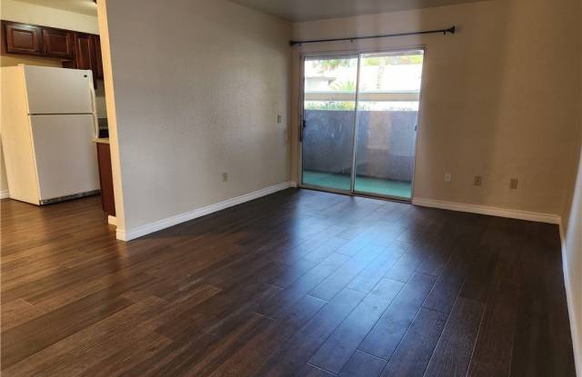 2606 S Durango Drive