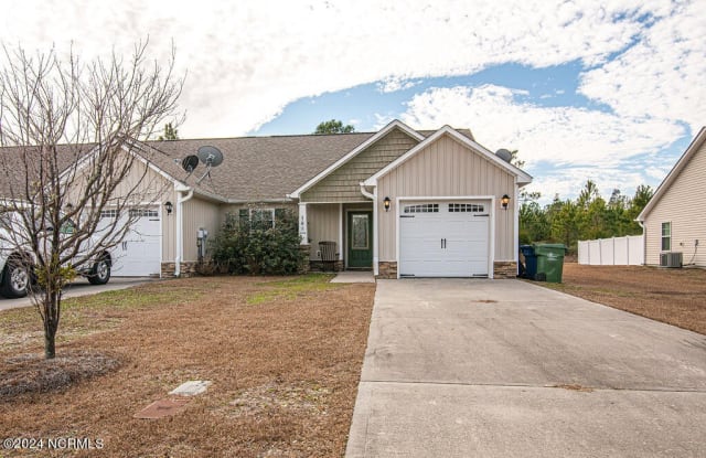 168 Pine Hollow Road - 168 Pine Hollow Road, Onslow County, NC 28445