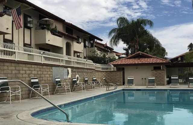 18164 W Sundowner Way