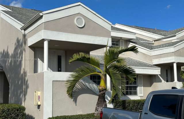 2614 SE 21st Ct - 2614 Southeast 21st Court, Homestead, FL 33035