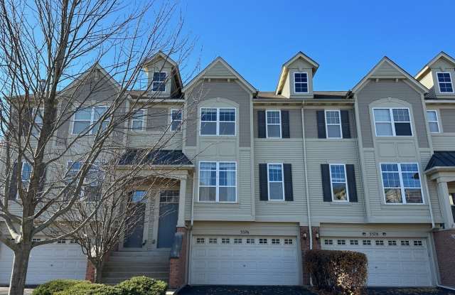 3376 BRADBURY Circle