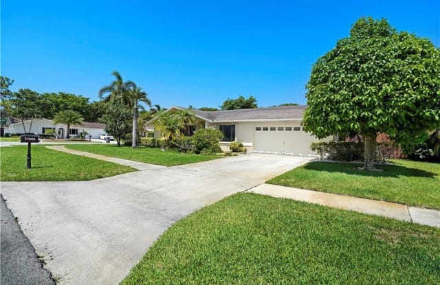 17666 Holly Brook Way - 17666 Holly Brook Way, Palm Beach County, FL 33487