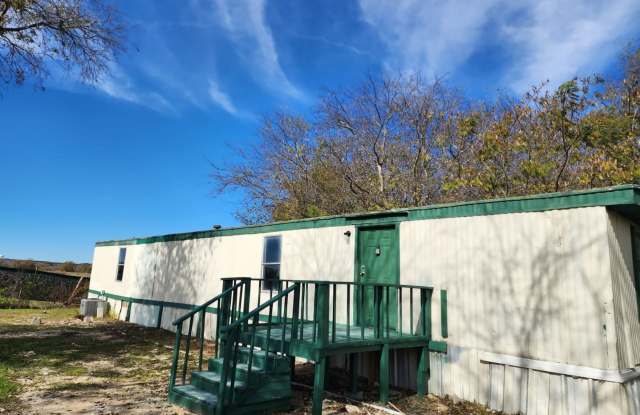Mobile Home With 1 acre near Belton Downtown / Minutes to IH 35 photos photos