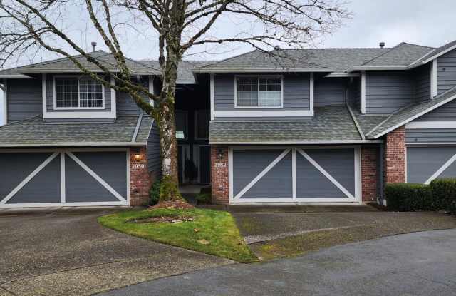 Spacious Double Primary Home in West Linn