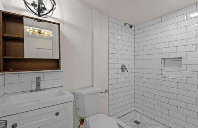 325 North 18th Drive