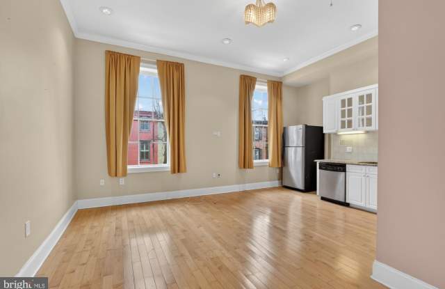 1708 PINE Street unit: 3