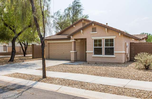 15193 W ADAMS Street